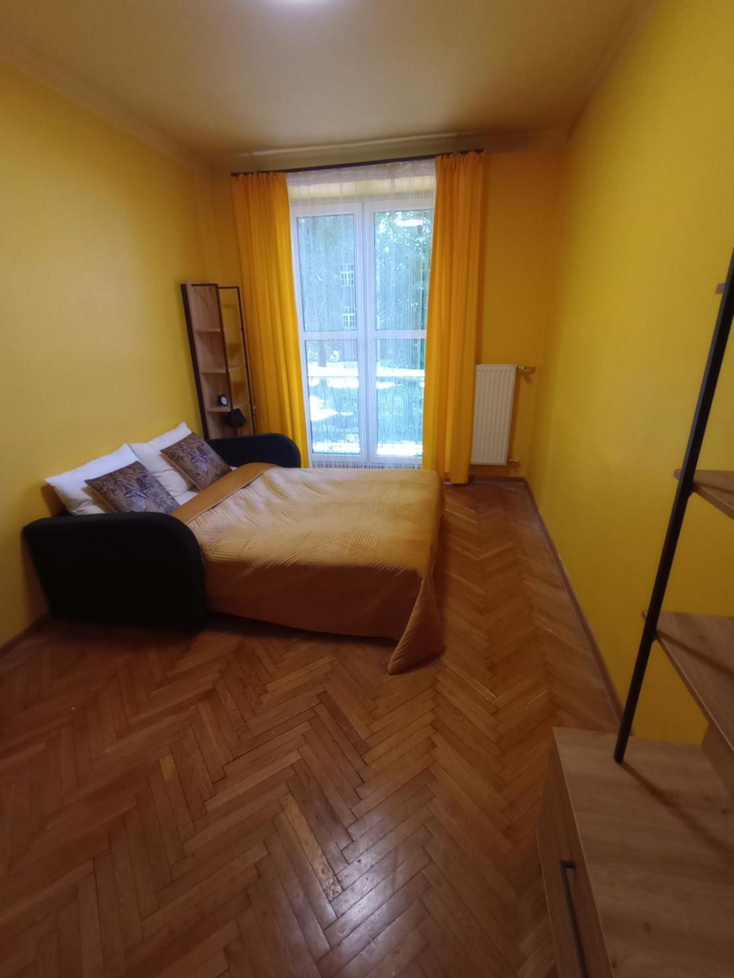 Humberta Apartment *
